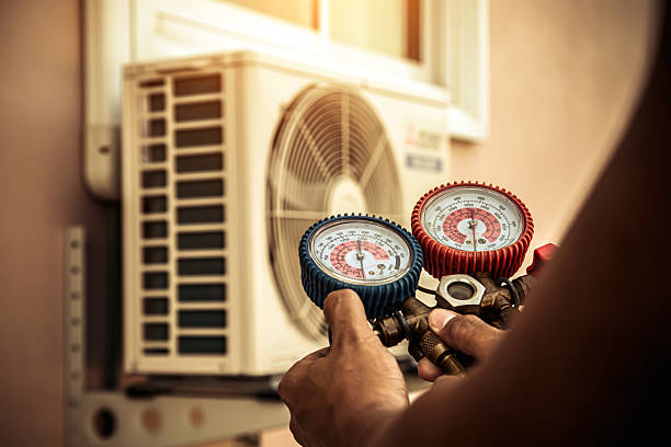 Professional Hvac technician working in Waves, NC